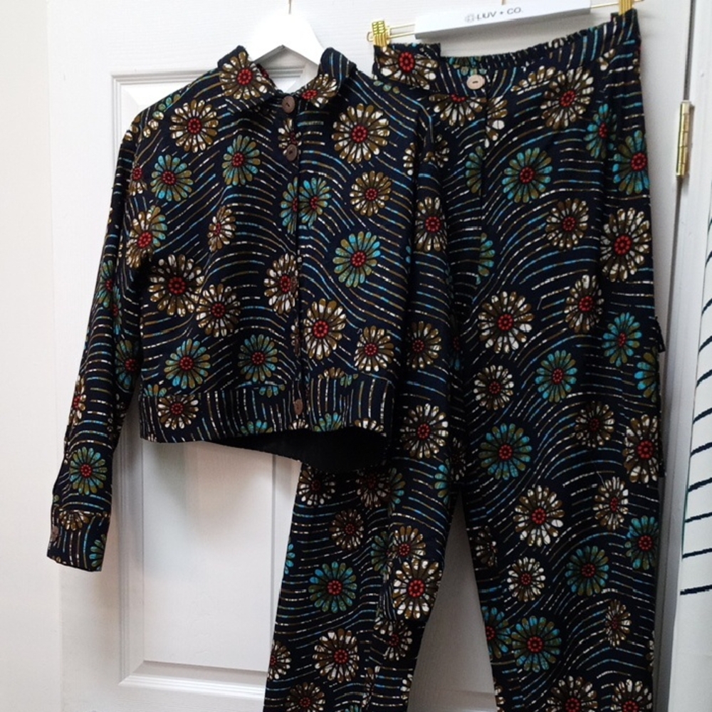 Vivo Black African print Floral Patterned Pantsuit